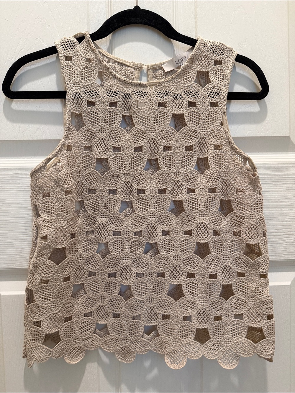 LOFT Neutral Beige Crochet Floral Sleeveless Camisole